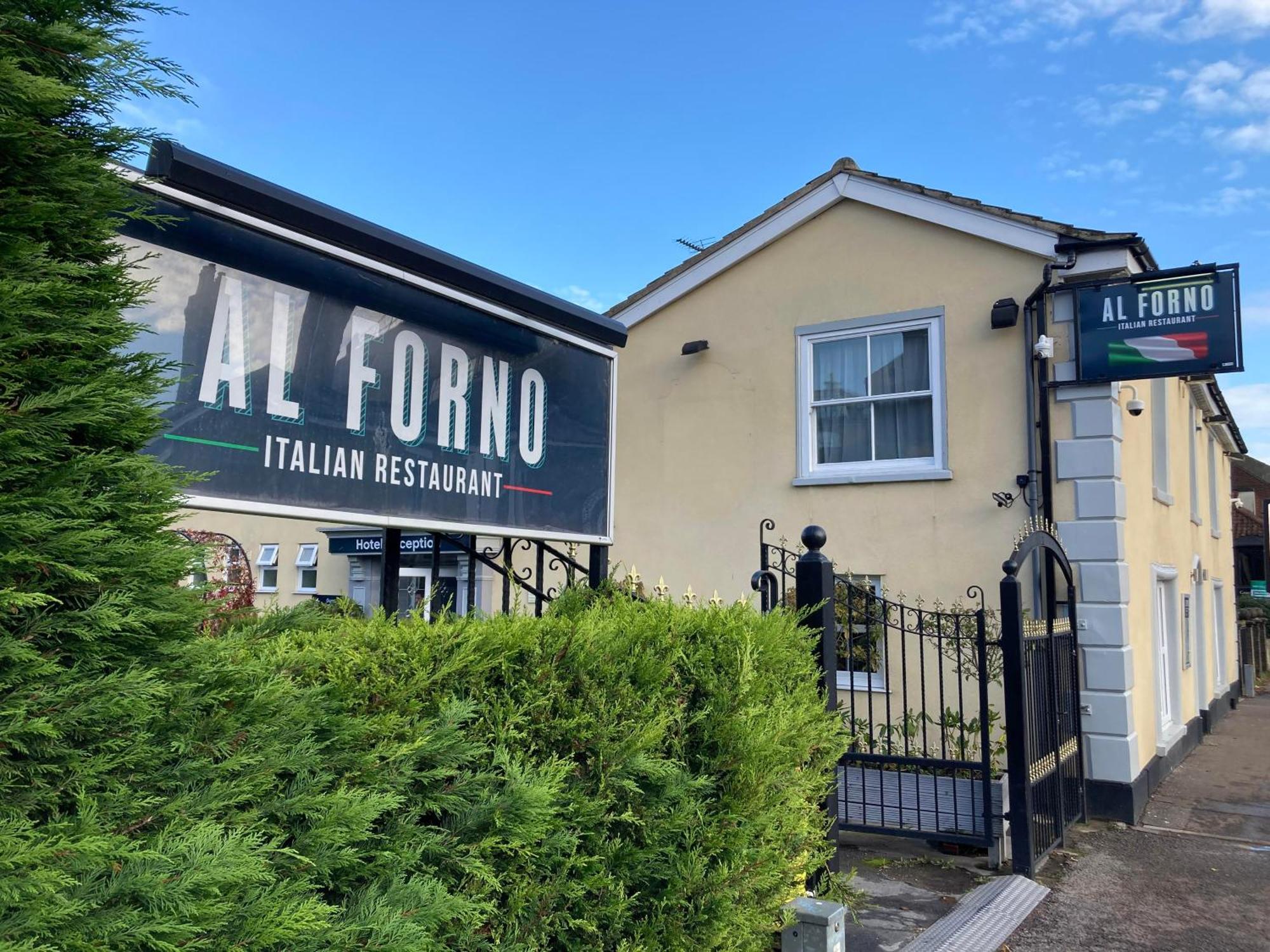Al Forno Restaurant & Inn NWI Exteriör bild